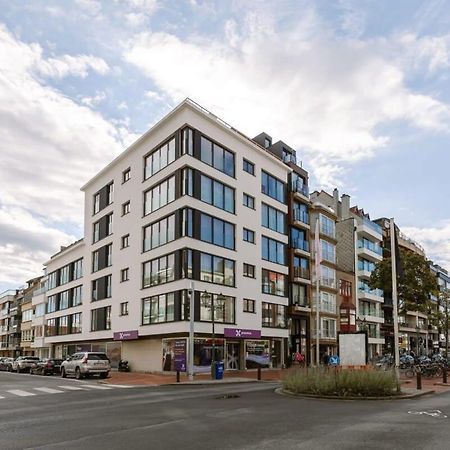 Huswell - Central Located Apartment With Parking In Knokke エクステリア 写真