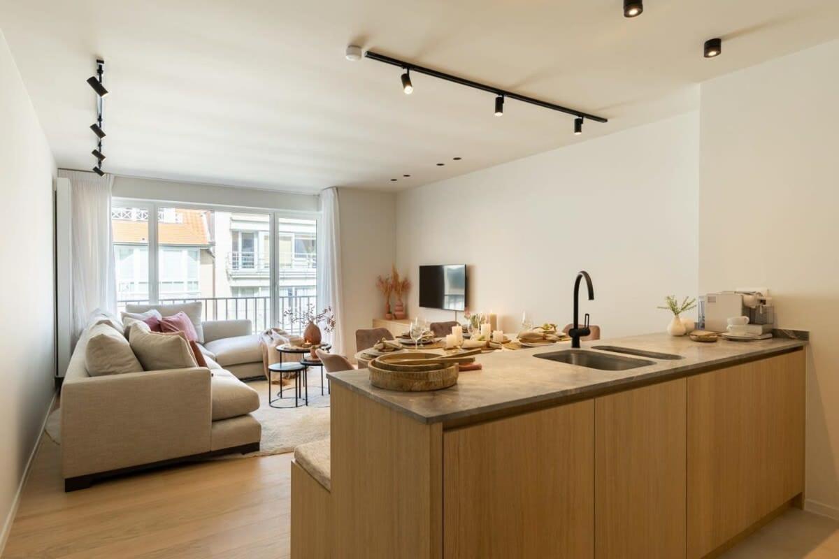 Huswell - Central Located Apartment With Parking In Knokke エクステリア 写真